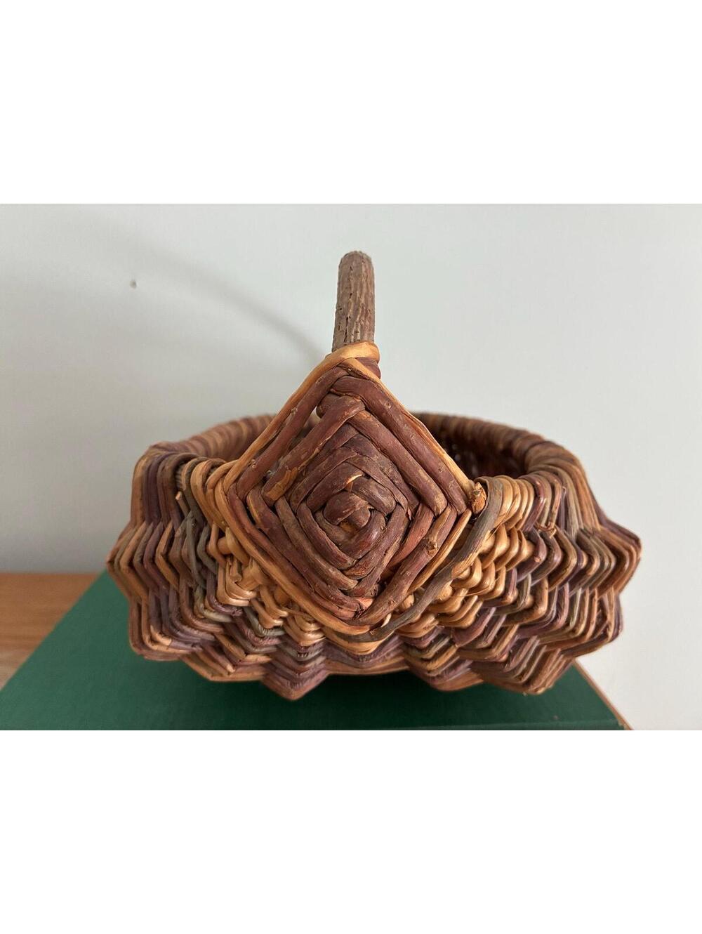 Vintage Handwoven Buttocks Basket – Primitive Rib Willow Gathering Basket